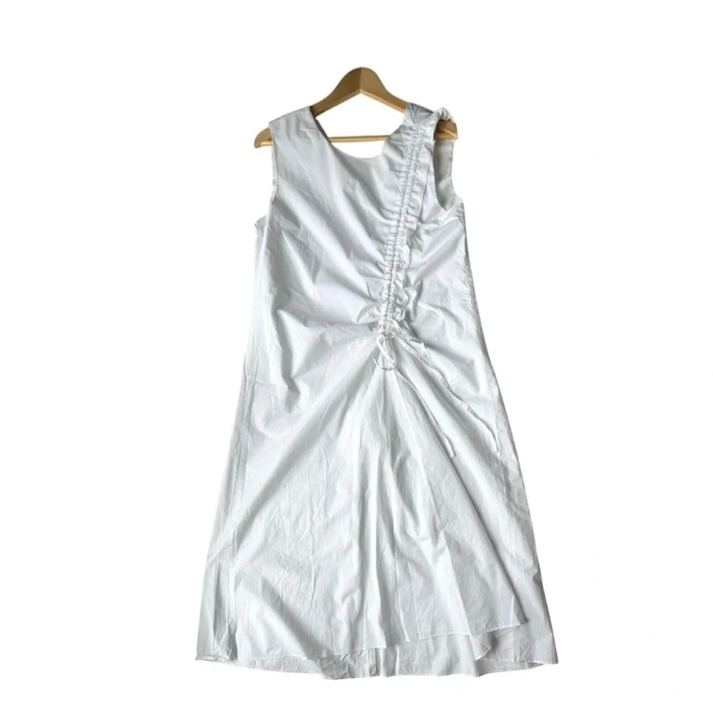 Poete white sleeveless midi dress with gathering on the side - Picture 4 of 10